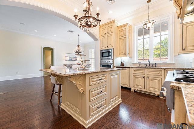 11447 Center Court Blvd, Baton Rouge, LA 70810