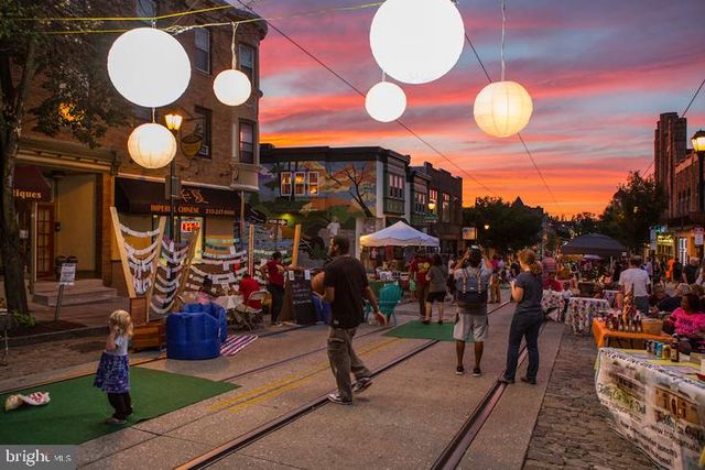 37 W MAPLEWOOD MALL, Philadelphia, PA 19144