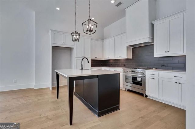 240 Rolison Way, Fayetteville, GA 30214