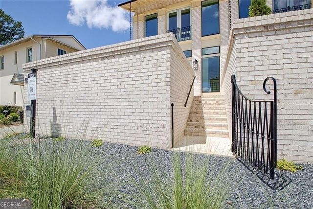 240 Rolison Way, Fayetteville, GA 30214