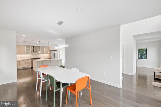9927 DICKENS AVE, Bethesda, MD 20814