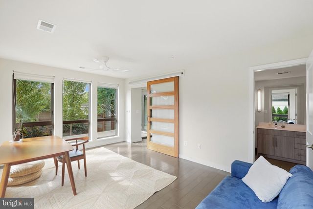 9927 DICKENS AVE, Bethesda, MD 20814