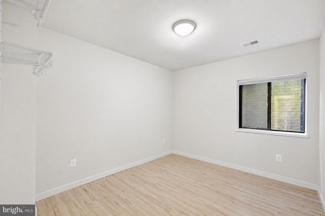 9927 DICKENS AVE, Bethesda, MD 20814