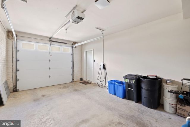 9927 DICKENS AVE, Bethesda, MD 20814