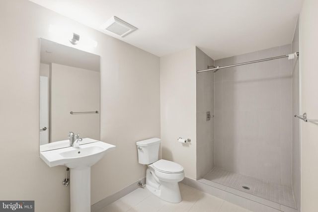 9927 DICKENS AVE, Bethesda, MD 20814
