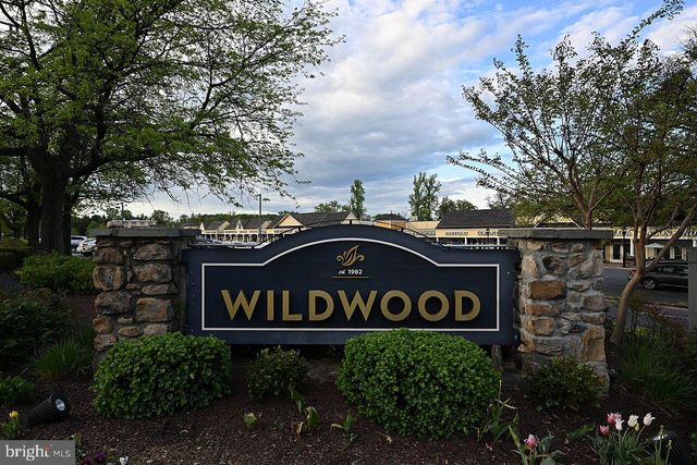 9927 DICKENS AVE, Bethesda, MD 20814