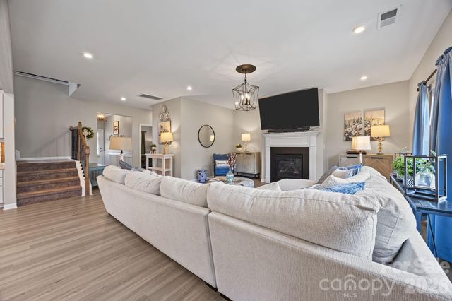 526 Ardsley Drive, Locust, NC 28097
