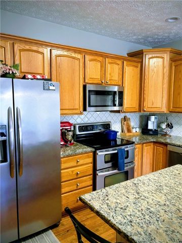 241 Lyons Road, Donegal, PA 15323