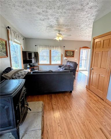 241 Lyons Road, Donegal, PA 15323