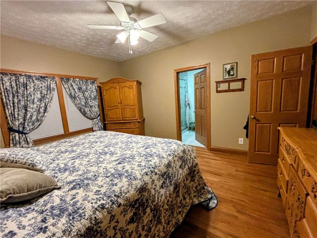 241 Lyons Road, Donegal, PA 15323