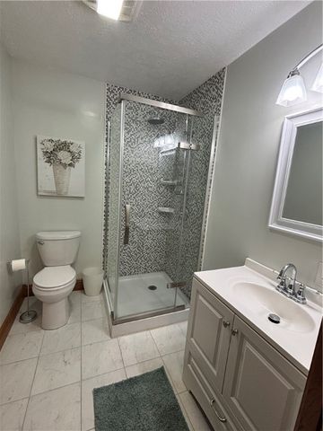 241 Lyons Road, Donegal, PA 15323