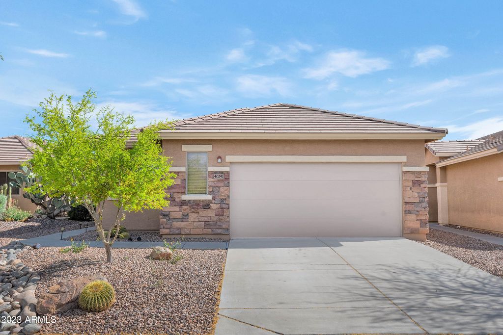 40291 N La Cantera Drive, Phoenix, AZ 85086