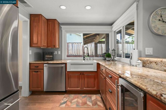 9529 Thunderbird Dr, San Ramon, CA 94583