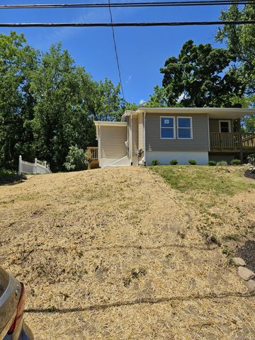 19 Dykes Park Road, Nanuet, NY 10954