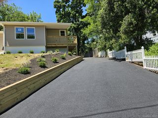 19 Dykes Park Road, Nanuet, NY 10954