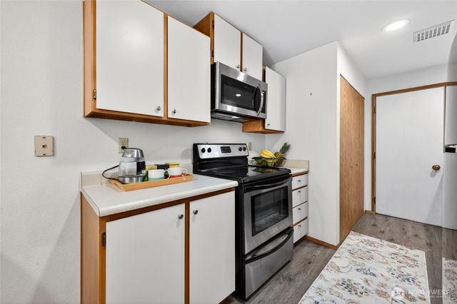 1405 S 308th Lane, Federal Way, WA 98003