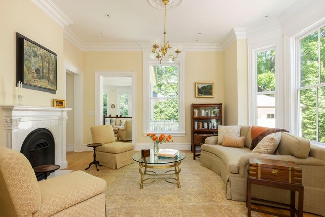 68 Sparks Street, Cambridge, MA 02138