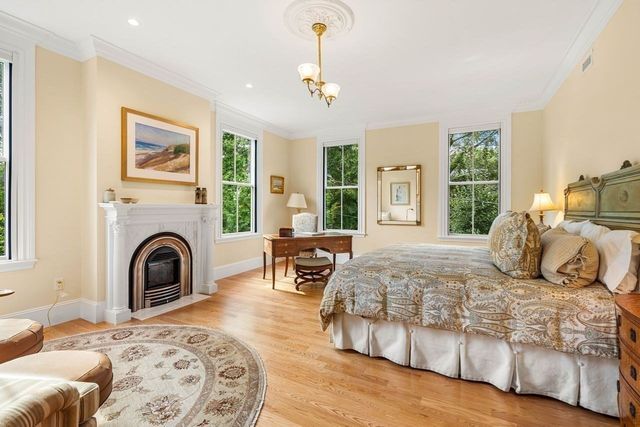 68 Sparks Street, Cambridge, MA 02138