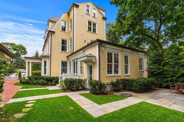 68 Sparks Street, Cambridge, MA 02138