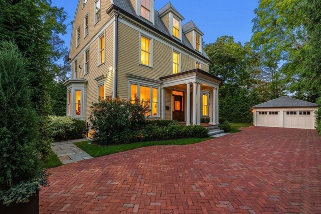 68 Sparks Street, Cambridge, MA 02138