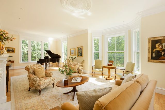 68 Sparks Street, Cambridge, MA 02138