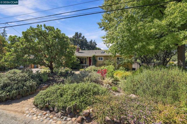 3043 Vessing Rd, Pleasant Hill, CA 94523
