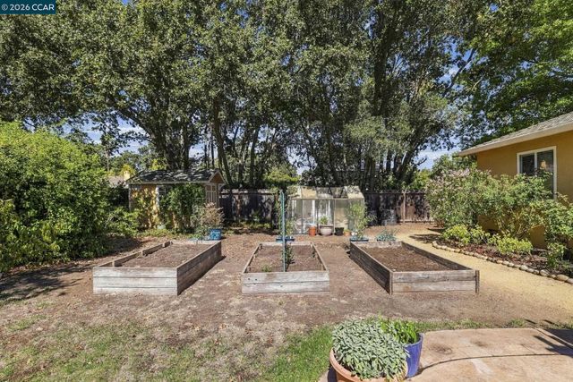 3043 Vessing Rd, Pleasant Hill, CA 94523