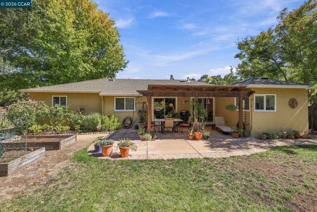 3043 Vessing Rd, Pleasant Hill, CA 94523