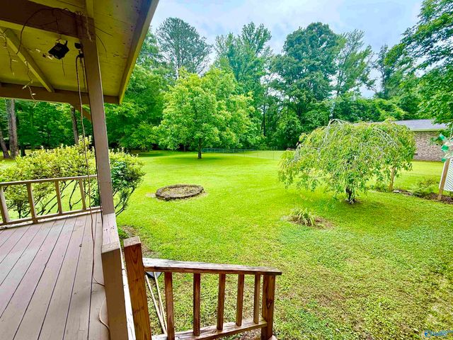 1412 Cove Creek Drive, Glencoe, AL 35905