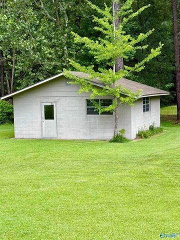 1412 Cove Creek Drive, Glencoe, AL 35905