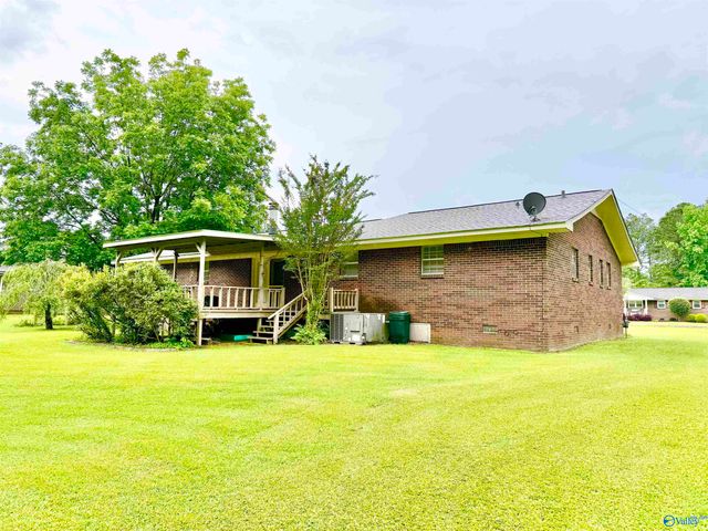 1412 Cove Creek Drive, Glencoe, AL 35905