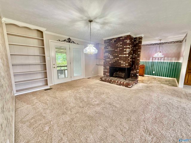 1412 Cove Creek Drive, Glencoe, AL 35905