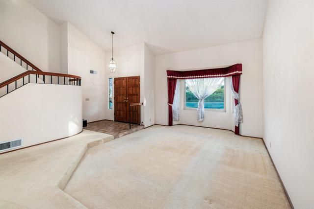 1619 N Willowspring Drive, Encinitas, CA 92024