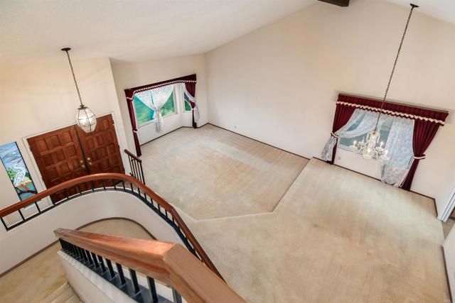 1619 N Willowspring Drive, Encinitas, CA 92024