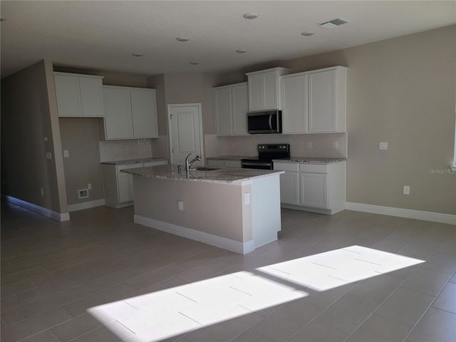 17758 CANTARINA COVE, Lakewood Ranch, FL 34211