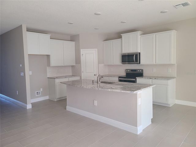 17758 CANTARINA COVE, Lakewood Ranch, FL 34211