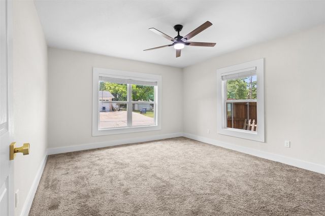 914 Vine Street, Euless, TX 76040