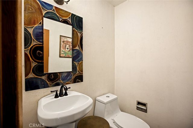 109 Old Toll, Blue Jay, CA 92317