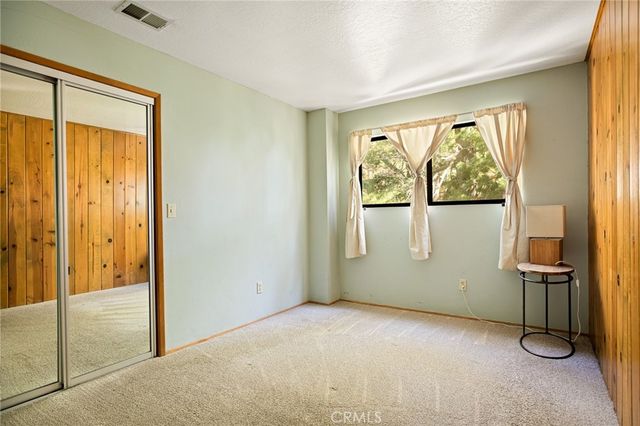 109 Old Toll, Blue Jay, CA 92317