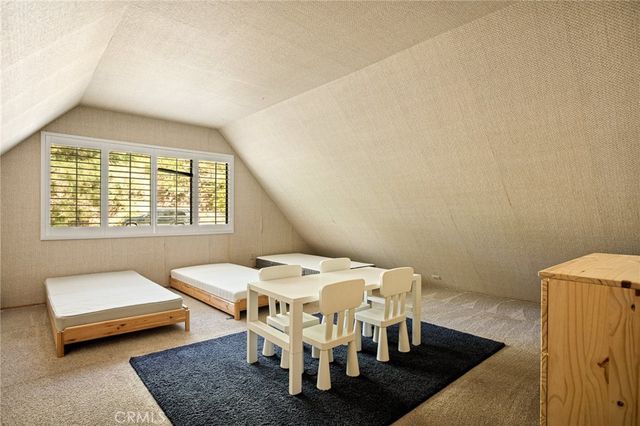 109 Old Toll, Blue Jay, CA 92317