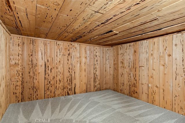 109 Old Toll, Blue Jay, CA 92317