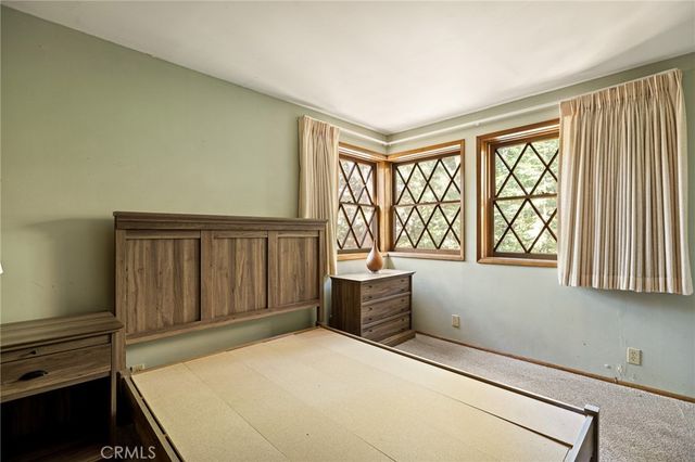 109 Old Toll, Blue Jay, CA 92317