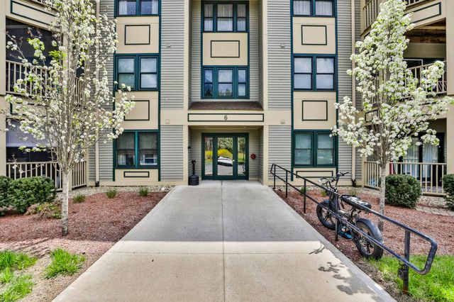6 Mayfair Ln Apt 201, Nashua, NH 03063