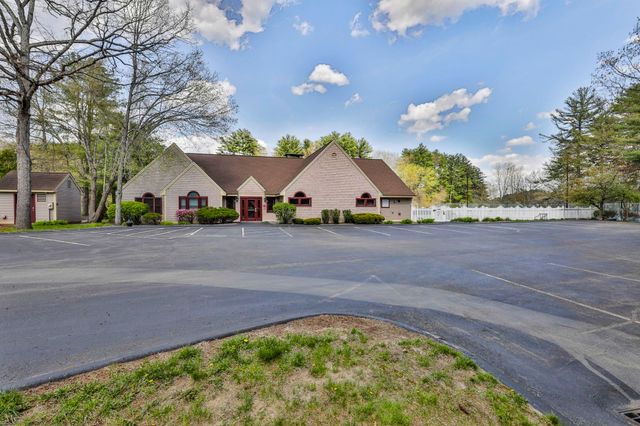 6 Mayfair Ln Apt 201, Nashua, NH 03063