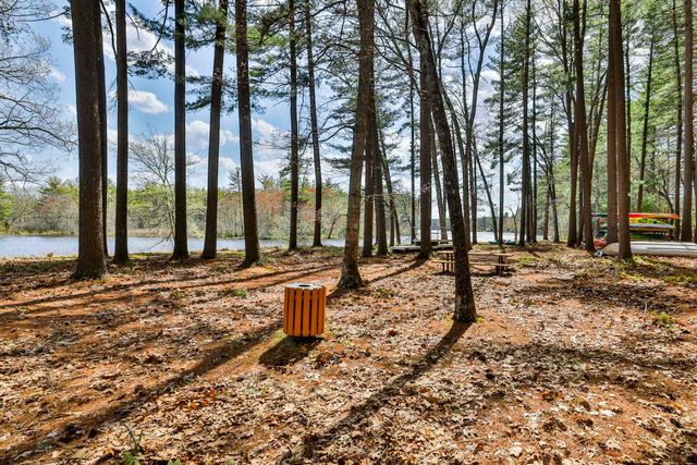 6 Mayfair Ln Apt 201, Nashua, NH 03063