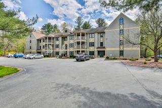 6 Mayfair Ln Apt 201, Nashua, NH 03063