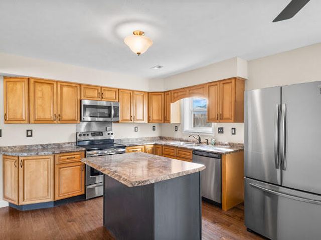 2781 Sinking Creek Road, London, KY 40741