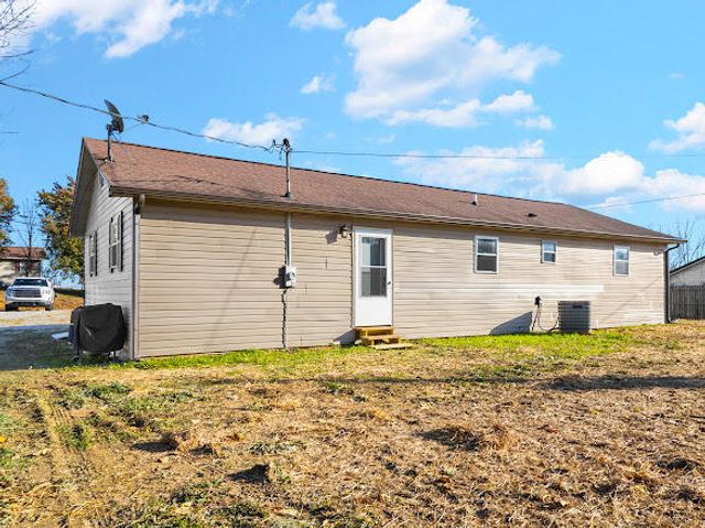 2781 Sinking Creek Road, London, KY 40741