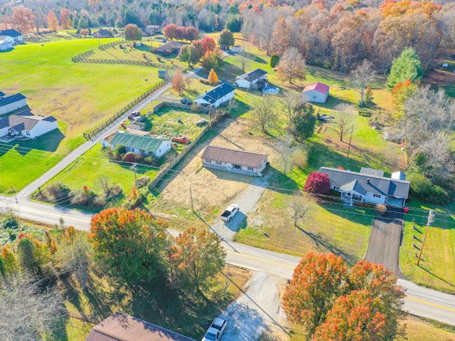 2781 Sinking Creek Road, London, KY 40741