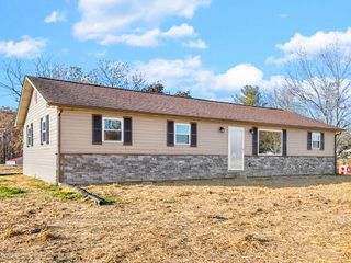 2781 Sinking Creek Road, London, KY 40741